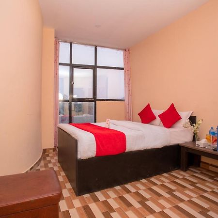 Oyo 142 Co International Guest House Kathmandu Exterior foto